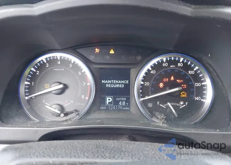 2015 Toyota Highlander Le V6 from USA, damaged, VIN 5TDBKRFH1FS104927